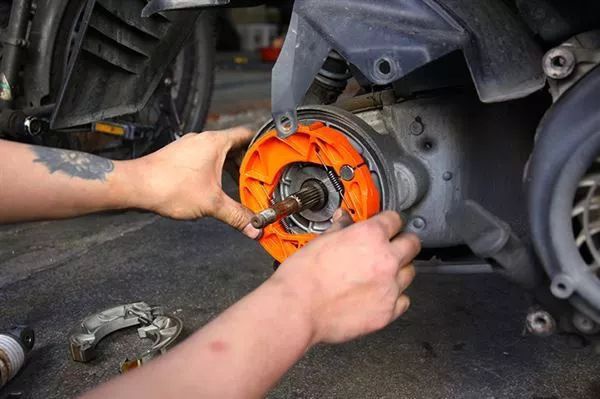 摩托車剎車圈,輪轂剎車圈,鼓式制動(dòng)器,Drum brake,摩托車制動(dòng)鐵套